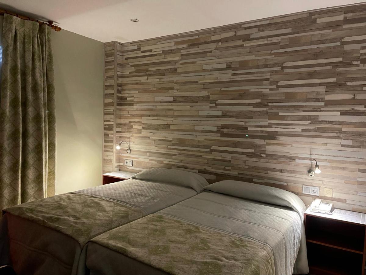 Motel La Siesta Villamarciel Zewnętrze zdjęcie
