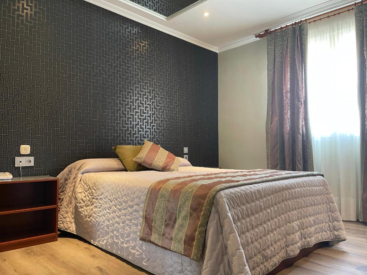 Motel La Siesta Villamarciel Zewnętrze zdjęcie